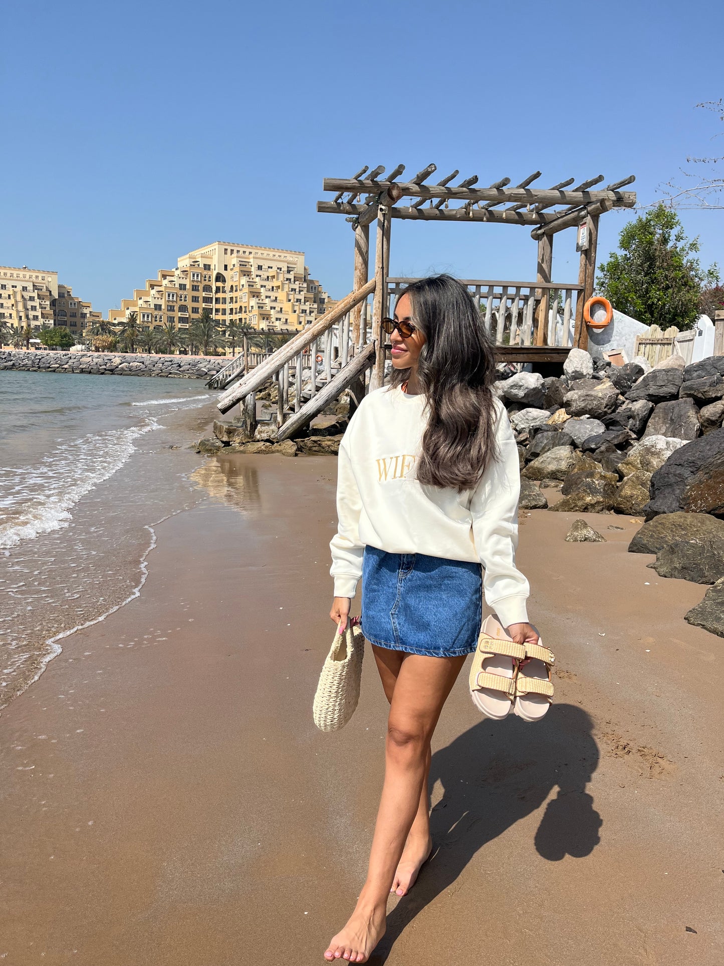 WIFEY Sweatshirt - Cream - Wifey Studio