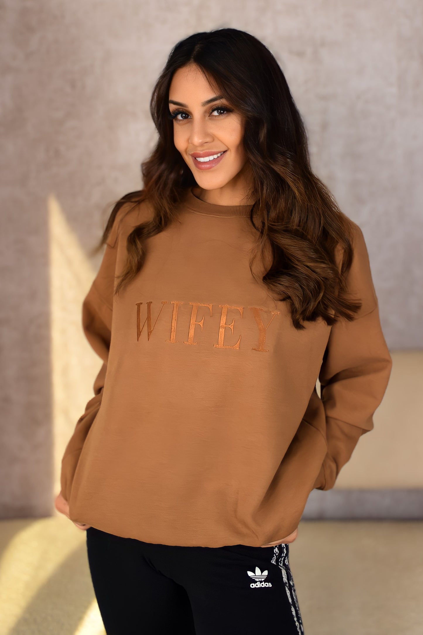 WIFEY Sweatshirt - Chocolate - Wifey Studio