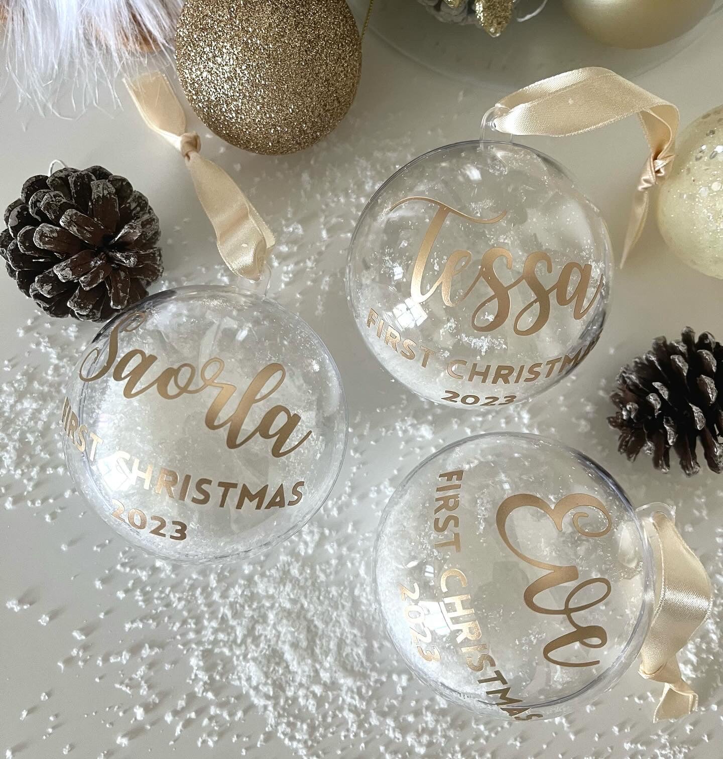 Snow Bauble - Wifey Studio